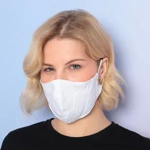 Máscara De Proteção Lisa <BR>- Branca<BR>- 14,2x26cm