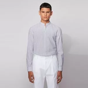 Camisa Regular Fit Listrada<BR>- Branca & Azul Marinho