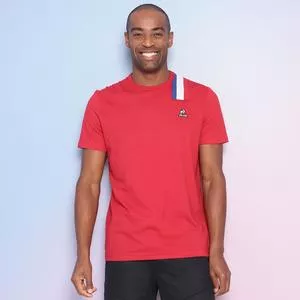 Camiseta Com Bordado<BR>- Vermelha & Azul