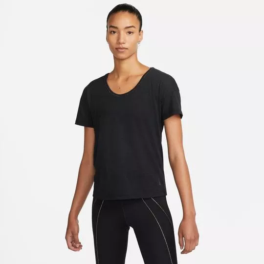 Camiseta Nike Yoga Dri-FIT- Preta