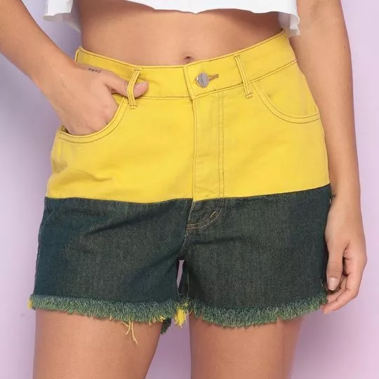 Short Jeans Com Recortes- Amarelo & Verde Escuro
