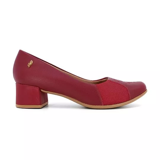 Sapato Em Couro Com Recortes- Vermelho Escuro- Salto: 4,5cm- Usaflex