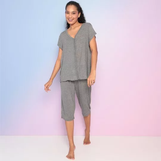 Pijama Manga Curta & Calça Corsário- Cinza