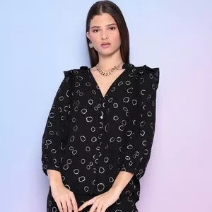 Camisa Geométrica<BR>- Preta & Branca<BR>- Lina Brand