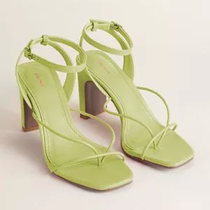 Sandália Com Tiras<BR>- Verde Limão<BR>- Salto: 9,5cm