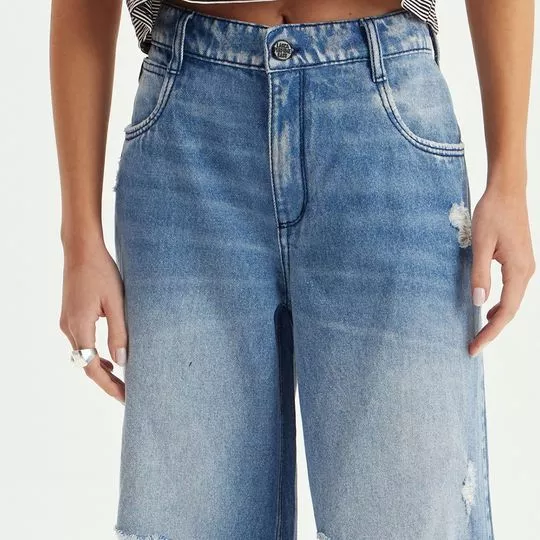 Calça Jeans Boyfriend Com Destroyed- Azul - PRIVALIA - O outlet online de  moda Nº1 no Brasil