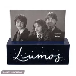 Porta-Retrato Com Led Harry Potter Lumos<BR>- Azul Marinho & Cinza<BR>- Tamanho da Foto: 10x15cm<BR>- 0,2W<BR>- Imaginarium
