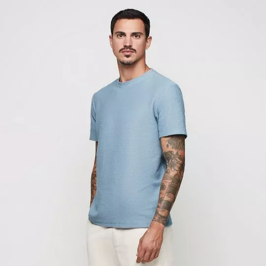 Camiseta Texturizada- Azul Claro
