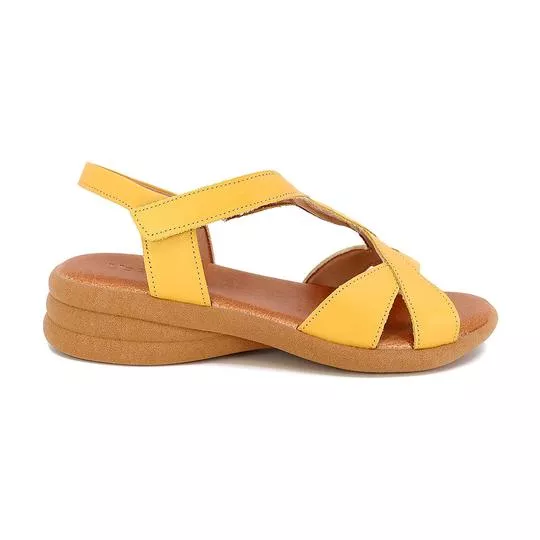 Sandália Em Couro Com Tiras Trançadas- Amarela- Salto: 4cm- Usaflex