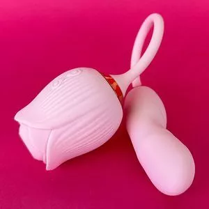 Sugador & Vibrador Finger Sweet<BR>- Rosa Claro<BR>- Ø5,5x30cm<BR>- Désir Atelier