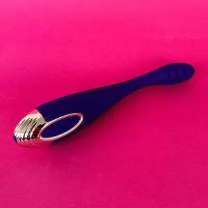 Vibrador Personal Ponto G Milly<BR>- Roxo<BR>- 21,5xØ2,3x5cm<BR>- Désir Atelier