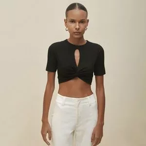 Cropped Canelado<BR>- Preto<BR>- Morena Rosa