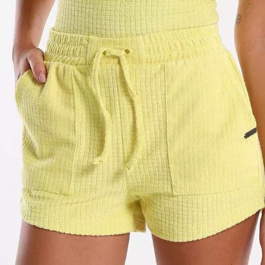 Short Texturizado- Amarelo Claro