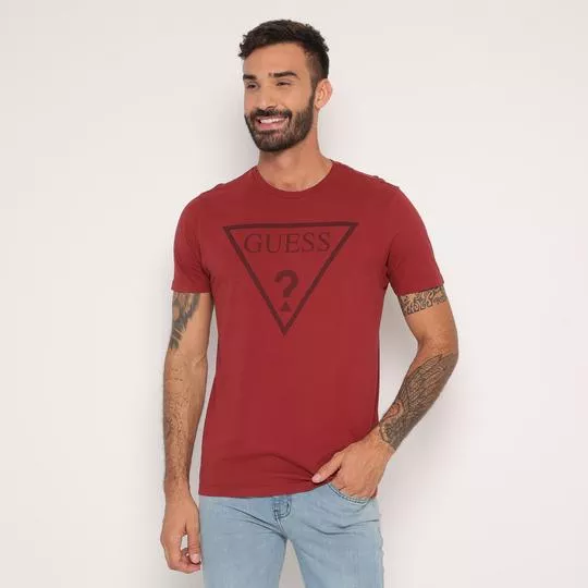 Camiseta Guess®- Bordô & Preta