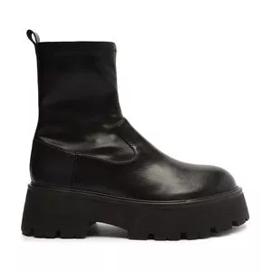 Bota Meia Pata Em Couro<BR>- Preta<BR>- Salto: 5cm