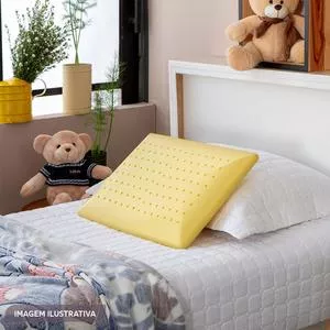 Travesseiro Zen Sleep Kids Roman Chamomile<br /> - Amarelo<br /> - 7x58x38cm<br /> - 230 Fios<BR> - Zen Sleep