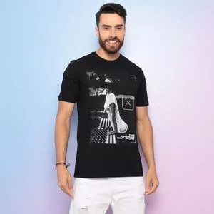 Camiseta Mulher<BR>- Preta & Branca