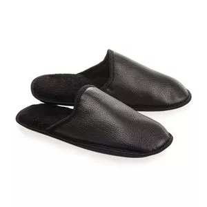 Pantufa Com Couro Sintético<BR>- Preta