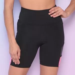 Short Com Recortes<BR>- Preto & Pink<BR>- Patra