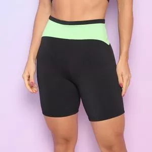 Short Com Recortes<BR>- Preto & Verde Neon<BR>- Patra