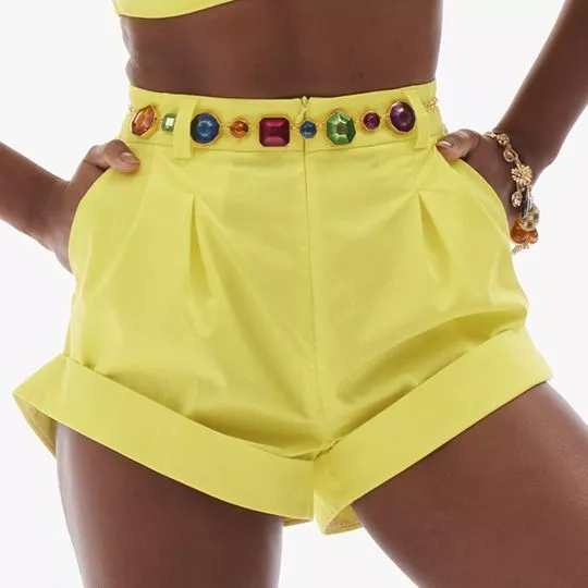 Short Com Bolsos- Amarelo