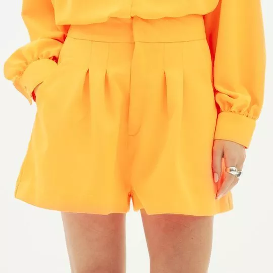 Short Com Pregas- Amarelo