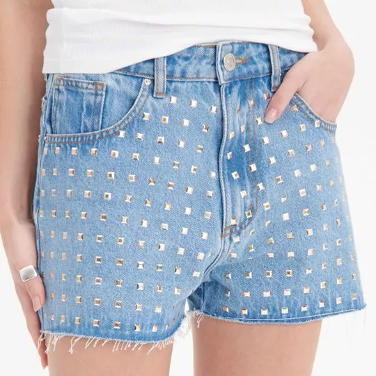 Short Jeans Com Aplicações- Azul Claro