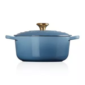 Panela Redonda 20cm Signature<BR>- Chambray<BR>- 14,1x27,3x21,5cm<BR>- 2,4L<BR>- Le Creuset