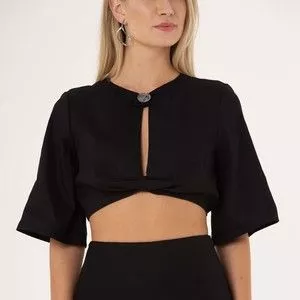 Cropped Com Recortes<BR>- Preto