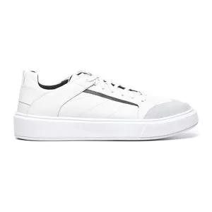 Tênis Com Recortes<BR>- Branco<BR>- KB Shoes