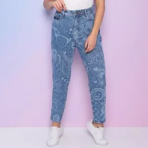 Calça Jeans Mom Abstrata<BR>- Azul & Azul Claro<BR>- Consciência Jeans