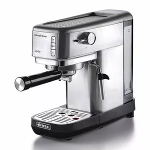 Máquina De Café Expresso Jade Ariete® 1380<BR>- Inox & Preta<BR>- 29x14x34cm<BR>- 1,1L<BR>- 127V<BR>- 1300W<BR>- Ariete