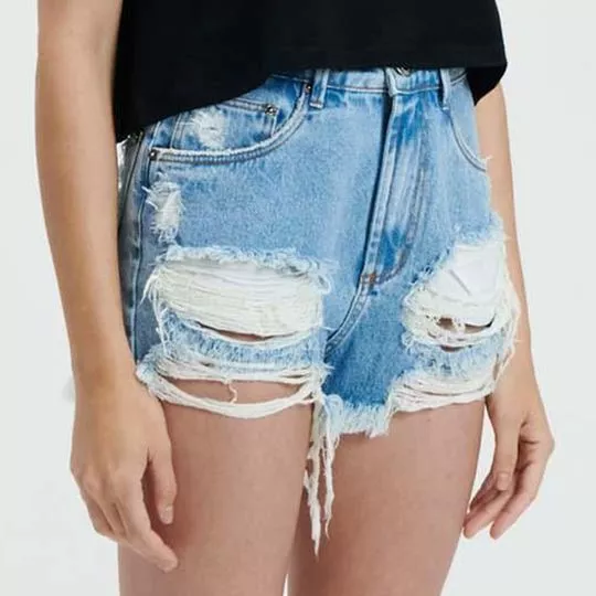 Short Jeans Destroyed -  Azul Claro - My Favorite Things