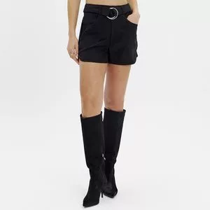 Short Com Recortes<BR>- Preto