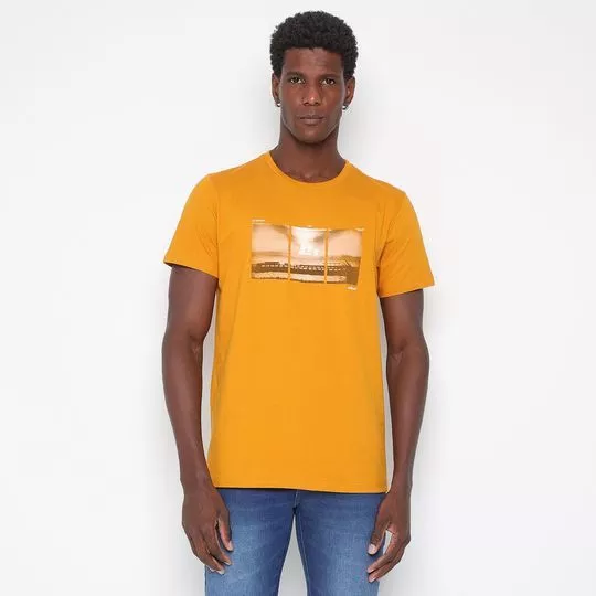 Camiseta Abstrata- Amarelo Escuro