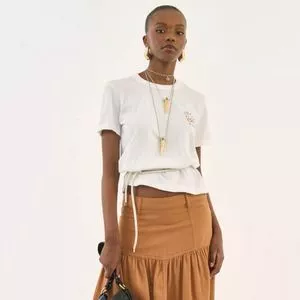 Camiseta<br /> - Off White<br /> - Colcci