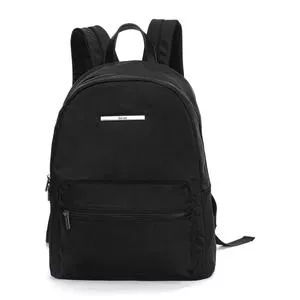 Mochila Nylon<br /> - Preto<br /> - Santa Lolla