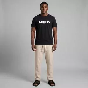 Camiseta Estampa Frontal<BR>- Preta<BR>- Limits