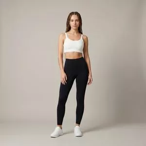 Top Nikki<BR>- Off White<BR>- PATRA