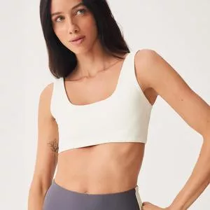 Top Cropped Redondo<BR>- Bege Claro<BR>- HERING
