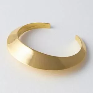 Bracelete Iconic M Liso<br>- Dourado<br>- 6,42x6,57x6,0cm<br>- VEHR