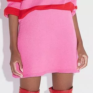 Saia Curta<BR>- Rosa Claro<BR>- Linzzi